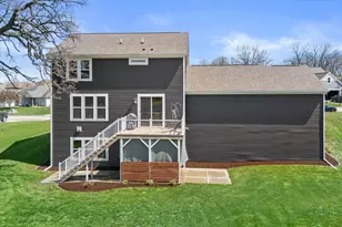 914 Foxwalk Dr, Racine, WI 53185 - Photo 38