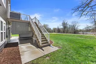 914 Foxwalk Dr, Racine, WI 53185 - Photo 44