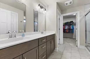914 Foxwalk Dr, Racine, WI 53185 - Photo 20