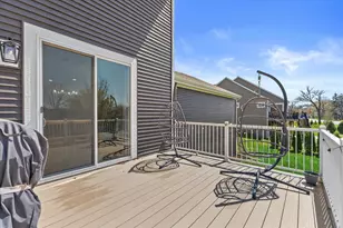 914 Foxwalk Dr, Racine, WI 53185 - Photo 42