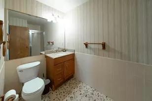 101 Broad St, Lake Geneva, WI 53147 - Photo 12