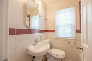 9200 W Swan Cir, Milwaukee, WI 53225 - Photo 14