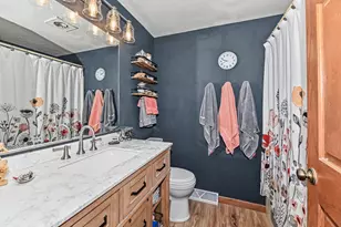 747 E Quail Run, Oak Creek, WI 53154 - Photo 18