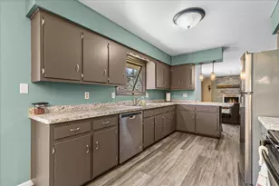 W6392 Judy Dr, Plymouth, WI 53073 - Photo 12