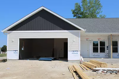 509  Emerald Pt #16, Kewaskum, WI 53040 - Photo 1
