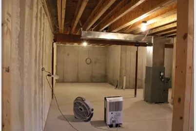 509  Emerald Pt #16, Kewaskum, WI 53040 - Photo 12