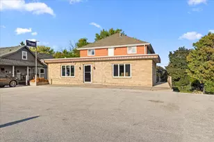 1817 N Main St, West Bend, WI 53090 - Photo 2