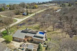 9112 3rd Ave, Pleasant Prairie, WI 53158 - Photo 4