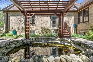 7015 N Milwaukee River Pkwy, Glendale, WI 53209 - Photo 38
