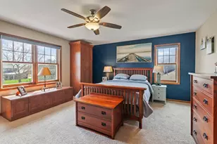 W227N2540 Meadowood Ln, Pewaukee, WI 53186 - Photo 18