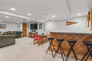 W227N2540 Meadowood Ln, Pewaukee, WI 53186 - Photo 32