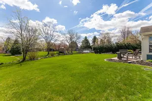 W227N2540 Meadowood Ln, Pewaukee, WI 53186 - Photo 40
