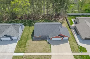 2102 Prairie Pl, Holmen, WI 54636 - Photo 36