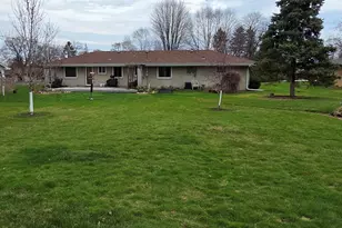 5359 S Allenwood Ln, Hales Corners, WI 53130 - Photo 42