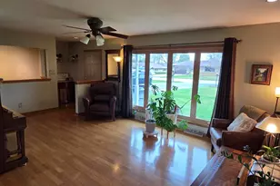 5359 S Allenwood Ln, Hales Corners, WI 53130 - Photo 6