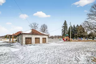228 Wolf Dr, Dousman, WI 53118 - Photo 24