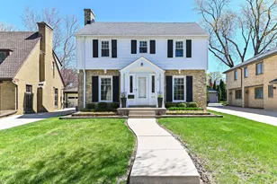 2536 N 88th St, Wauwatosa, WI 53226 - Photo 36