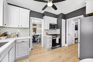 2536 N 88th St, Wauwatosa, WI 53226 - Photo 14