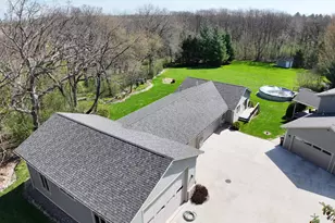 25610 Deer Ridge Trail, Racine, WI 53185 - Photo 22