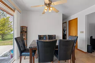728 S 31st St, Manitowoc, WI 54220 - Photo 6