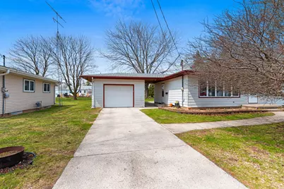 728 S 31st St, Manitowoc, WI 54220 - Photo 22