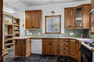 17385 N Main St, Galesville, WI 54630 - Photo 6