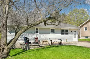 1439 N 12th Ave, West Bend, WI 53090 - Photo 32