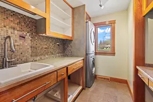 W154N8067 Elm Ln, Menomonee Falls, WI 53051 - Photo 32