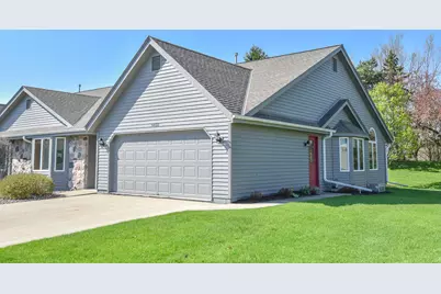 1400  Hidden Fields Dr, West Bend, WI 53095 - Photo 28