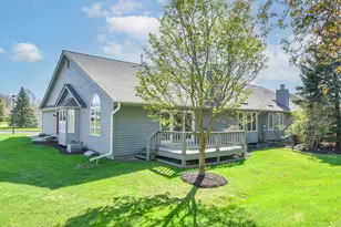 1400 Hidden Fields Dr, West Bend, WI 53095 - Photo 24