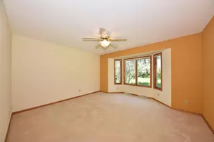 1400 Hidden Fields Dr, West Bend, WI 53095 - Photo 14