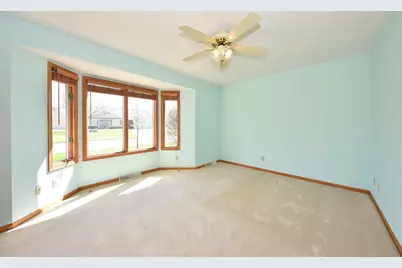 1400  Hidden Fields Dr, West Bend, WI 53095 - Photo 20