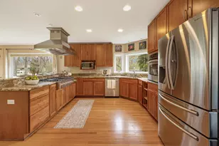 221 E Clovernook Ln, Fox Point, WI 53217 - Photo 8