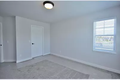 8175 W Bluebird Ct, Mequon, WI 53097 - Photo 32