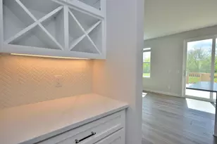8175 W Bluebird Ct, Mequon, WI 53097 - Photo 16