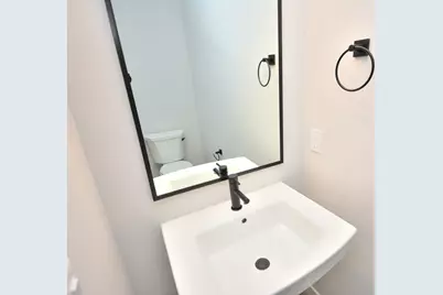 8175 W Bluebird Ct, Mequon, WI 53097 - Photo 18
