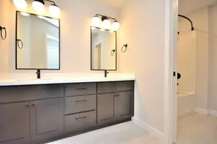 8175 W Bluebird Ct, Mequon, WI 53097 - Photo 26