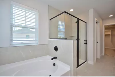 8175 W Bluebird Ct, Mequon, WI 53097 - Photo 28
