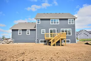 8175 W Bluebird Ct, Mequon, WI 53097 - Photo 2