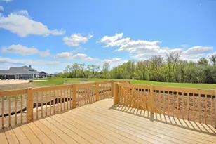 8175 W Bluebird Ct, Mequon, WI 53097 - Photo 34