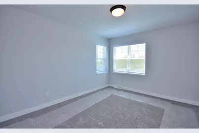 8175 W Bluebird Ct, Mequon, WI 53097 - Photo 34
