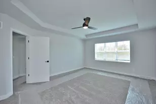 8175 W Bluebird Ct, Mequon, WI 53097 - Photo 26