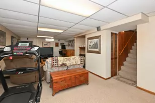 907 Roosevelt Ave, Racine, WI 53406 - Photo 16