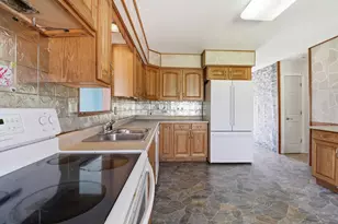 6731 S 111th St, Franklin, WI 53132 - Photo 6