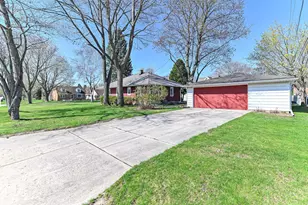 1700 Menomonee Ave, South Milwaukee, WI 53172 - Photo 40