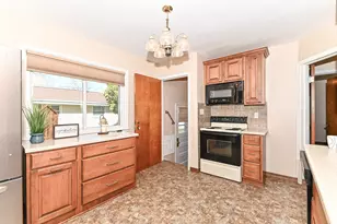 1700 Menomonee Ave, South Milwaukee, WI 53172 - Photo 18