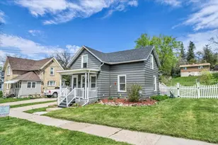 235 E Woolcock St, Jefferson, WI 53549 - Photo 4