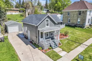 235 E Woolcock St, Jefferson, WI 53549 - Photo 2