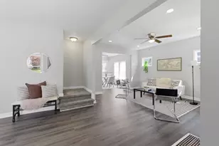 6818 Maple Terrace, Wauwatosa, WI 53213 - Photo 18