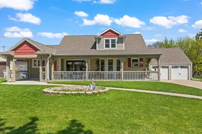 1524 W Grange Ave, Milwaukee, WI 53221 - Photo 1